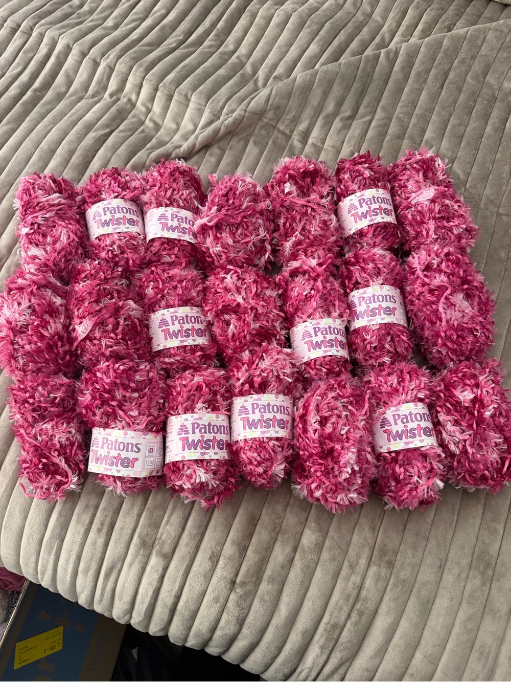Patons Twister Pink Multi Eyelash Yarn - Soft Fluffy Craft 21 skeins